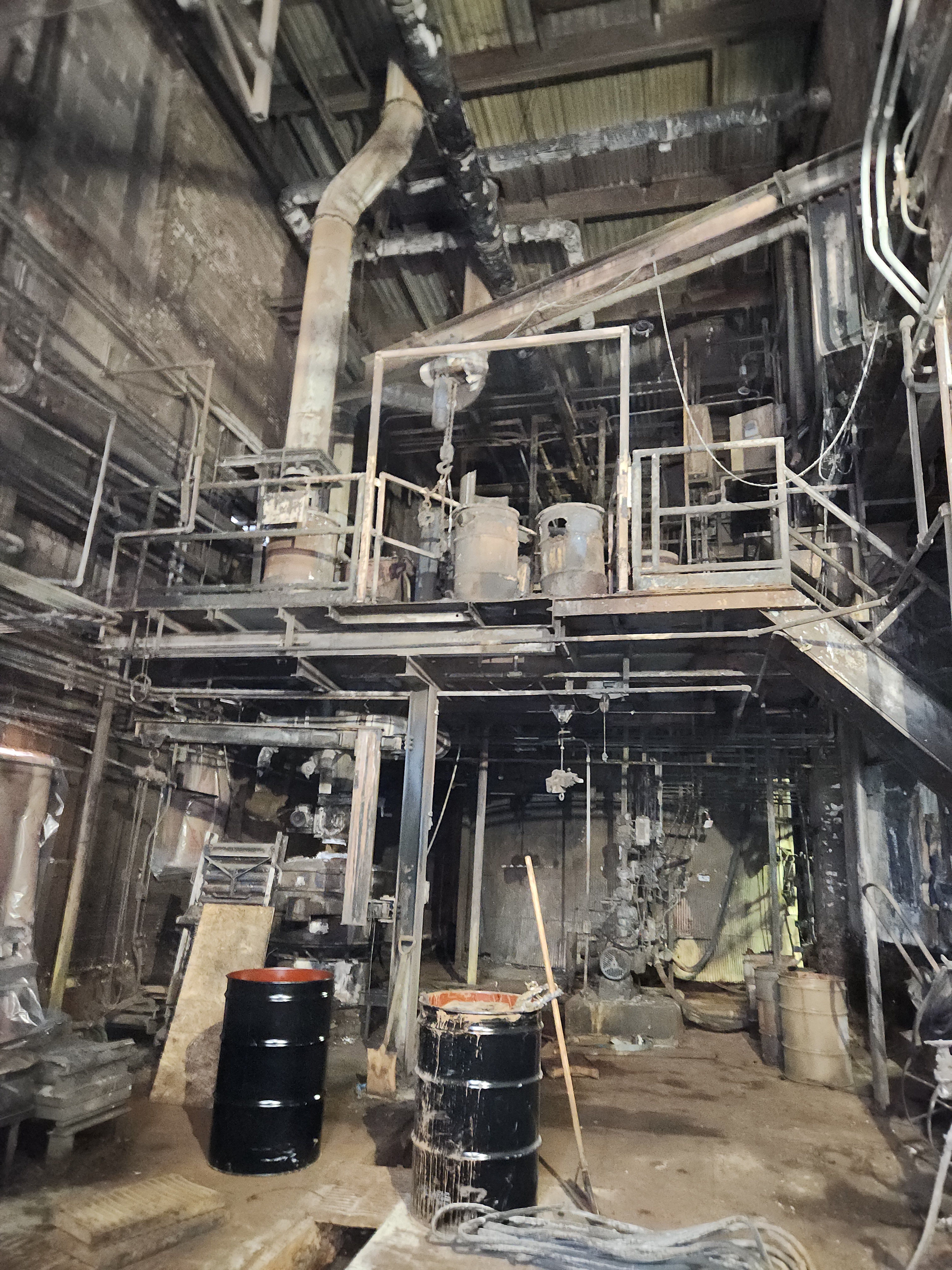 Fire at Chemical Processing Facility