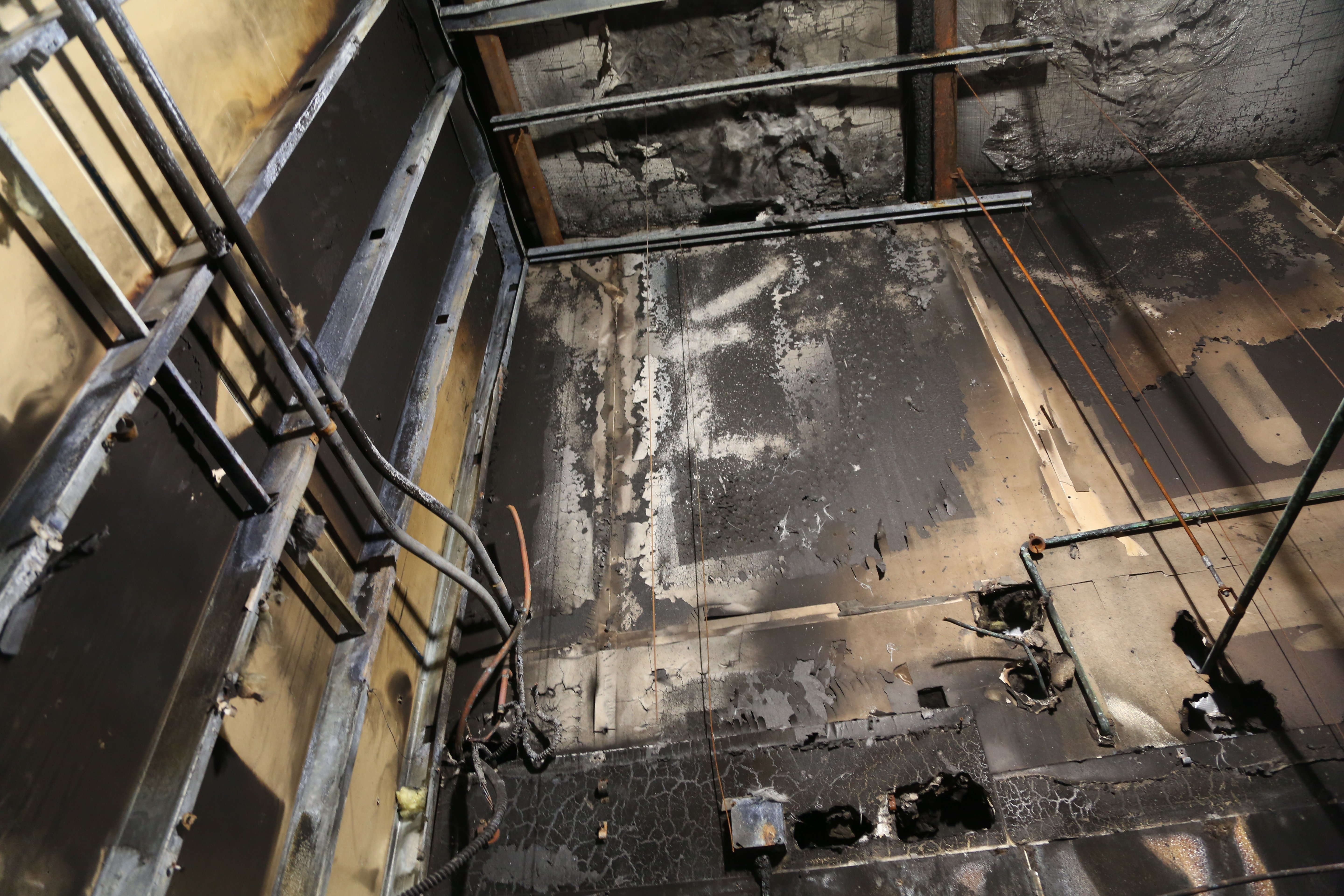 Page 8 and 9 IMI Amer 240083 photo 6